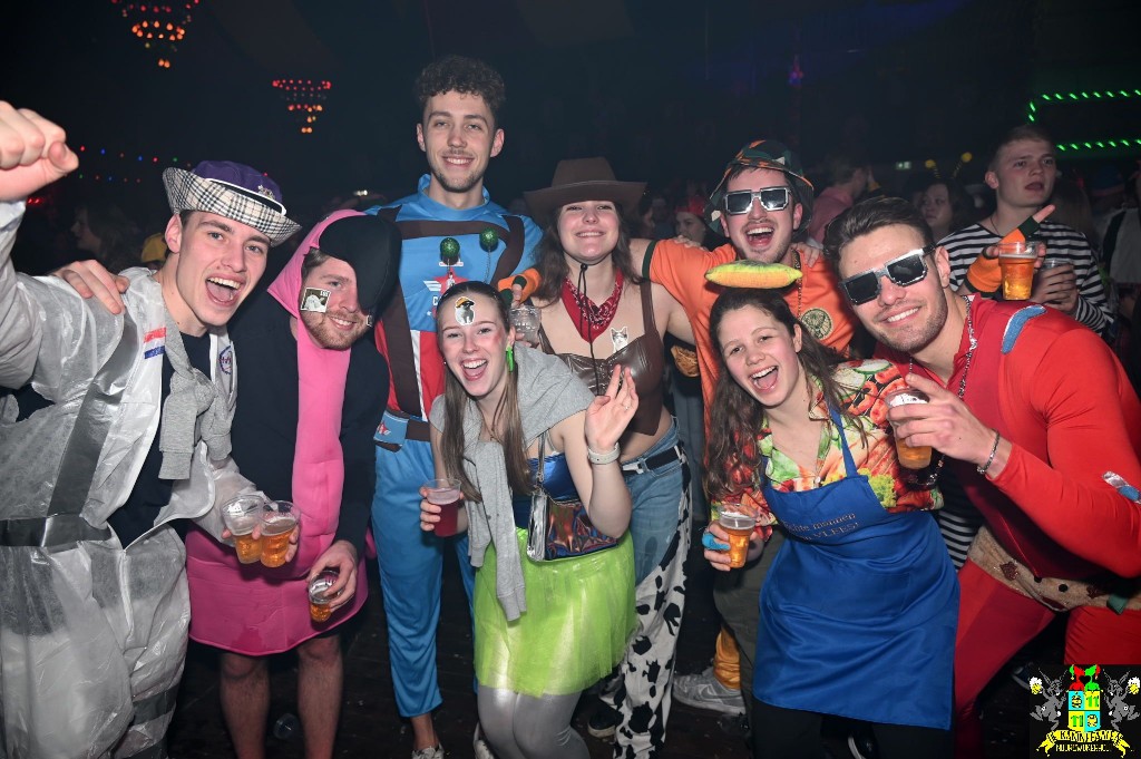 ../Images/Zaterdagavond carnaval 2025 093.jpg
